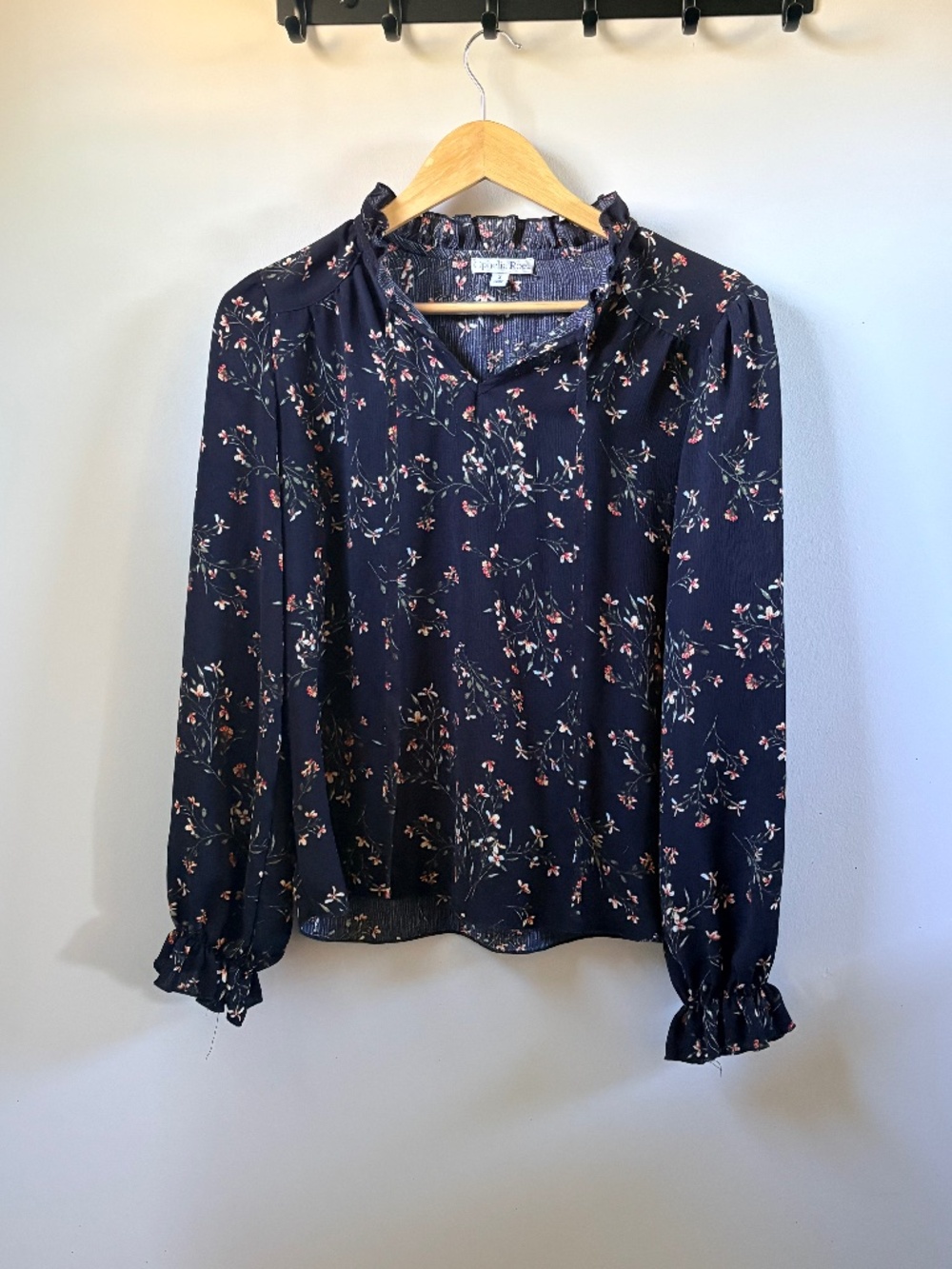 Ophelia Roe Black Floral Ruffle Trim Blouse Shirt S